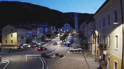 immagine della webcam nei dintorni di Monte Grappa: webcam Foza