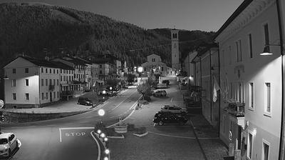 immagine della webcam nei dintorni di Monte Grappa: webcam Foza
