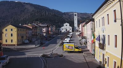 immagine della webcam nei dintorni di Monte Grappa: webcam Foza