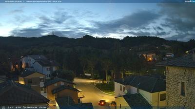 immagine della webcam nei dintorni di Civitella di Romagna: webcam Sant'Agata Feltria