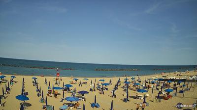 immagine della webcam nei dintorni di Porto Sant'Elpidio: webcam Porto Potenza Picena