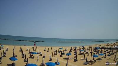 immagine della webcam nei dintorni di Marina Palmense: webcam Porto Potenza Picena