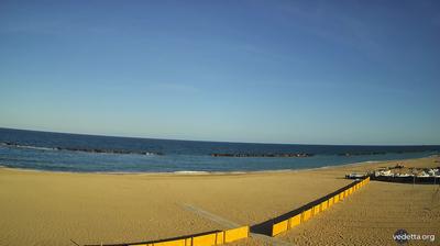 immagine della webcam nei dintorni di Sirolo: webcam Porto Potenza Picena