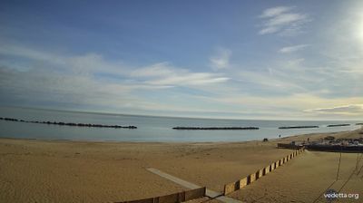 immagine della webcam nei dintorni di Castelfidardo: webcam Porto Potenza Picena