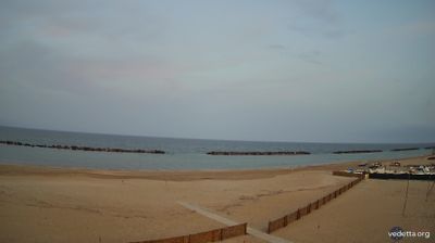 immagine della webcam nei dintorni di Potenza Picena: webcam Porto Potenza Picena