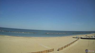 immagine della webcam nei dintorni di Numana: webcam Porto Potenza Picena