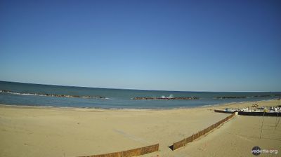 immagine della webcam nei dintorni di Sirolo: webcam Porto Potenza Picena