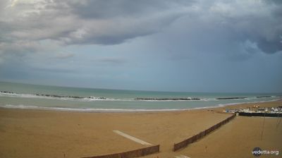 immagine della webcam nei dintorni di Civitanova Marche: webcam Porto Potenza Picena