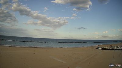immagine della webcam nei dintorni di Porto San Giorgio: webcam Porto Potenza Picena