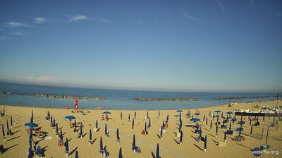 immagine della webcam nei dintorni di Offagna: webcam Porto Potenza Picena