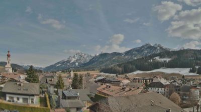 immagine della webcam nei dintorni di Monte Elmo: webcam Villabassa