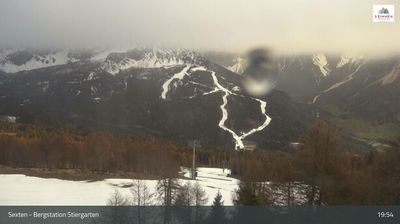 immagine della webcam nei dintorni di Auronzo di Cadore: webcam Monte Elmo