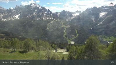 immagine della webcam nei dintorni di Monguelfo Tesido: webcam Monte Elmo