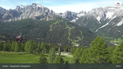immagine della webcam nei dintorni di Dobbiaco: webcam Monte Elmo