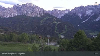 immagine della webcam nei dintorni di San Pietro di Cadore: webcam Monte Elmo