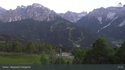 immagine della webcam nei dintorni di Valle di Casies: webcam Monte Elmo