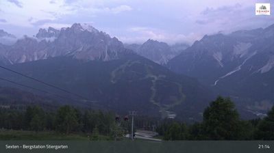 immagine della webcam nei dintorni di Auronzo di Cadore: webcam Monte Elmo