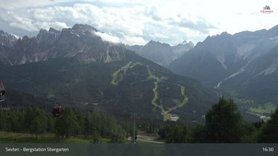immagine della webcam nei dintorni di Auronzo di Cadore: webcam Monte Elmo