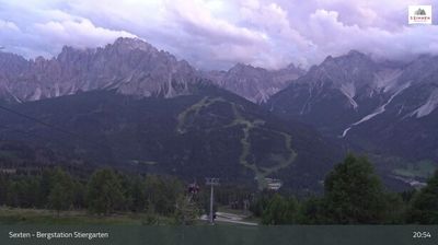 immagine della webcam nei dintorni di Monguelfo Tesido: webcam Monte Elmo