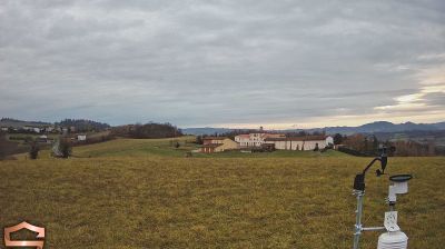 immagine della webcam nei dintorni di Cerreto d'Asti: webcam Coniolo