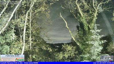 immagine della webcam nei dintorni di Ofena: webcam Castelli