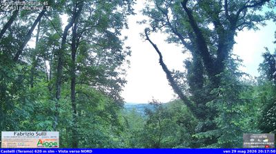 immagine della webcam nei dintorni di Castiglione Messer Raimondo: webcam Castelli