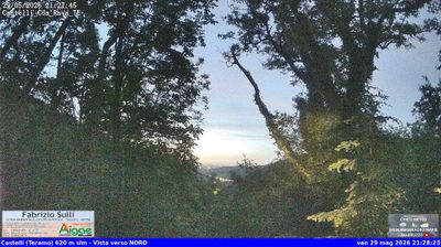 immagine della webcam nei dintorni di Fano Adriano: webcam Castelli