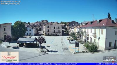 Preview delle webcam di Campo di Giove › Nord-Ovest: Piazza Germano del Mastro