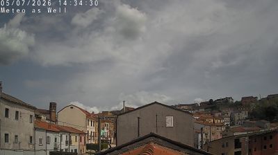 immagine della webcam nei dintorni di Deliceto: webcam Savignano Irpino