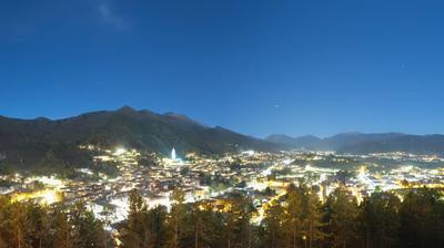 immagine della webcam nei dintorni di Valbondione: webcam Clusone