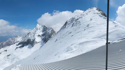 immagine della webcam nei dintorni di Pinzolo: webcam Ghiacciaio Presena