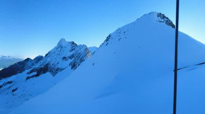 immagine della webcam nei dintorni di Passo Tonale: webcam Ghiacciaio Presena