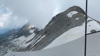 immagine della webcam nei dintorni di Ponte di Legno: webcam Ghiacciaio Presena