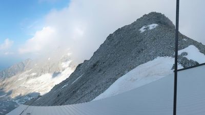 immagine della webcam nei dintorni di Pinzolo: webcam Ghiacciaio Presena