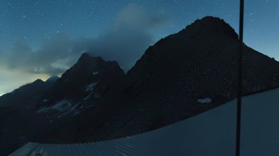 immagine della webcam nei dintorni di Passo Tonale: webcam Ghiacciaio Presena