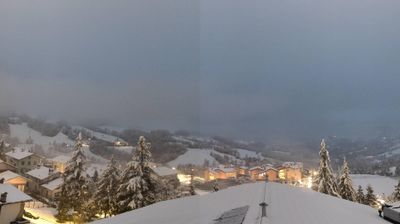 immagine della webcam nei dintorni di Felino: webcam Castelnovo ne' Monti