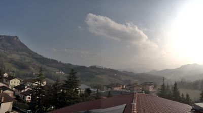 immagine della webcam nei dintorni di Cervarezza Terme: webcam Castelnovo ne' Monti