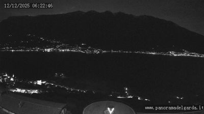 immagine della webcam nei dintorni di San Giacomo di Brentonico: webcam Tremosine sul Garda