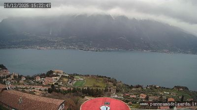 immagine della webcam nei dintorni di Riva del Garda: webcam Tremosine sul Garda