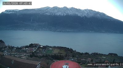 immagine della webcam nei dintorni di Brenzone sul Garda: webcam Tremosine sul Garda