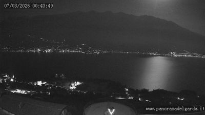 immagine della webcam nei dintorni di Brenzone sul Garda: webcam Tremosine sul Garda