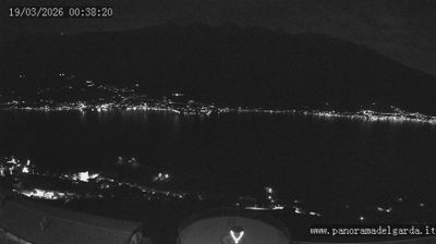 immagine della webcam nei dintorni di Riva del Garda: webcam Tremosine sul Garda
