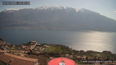 immagine della webcam nei dintorni di Riva del Garda: webcam Tremosine sul Garda