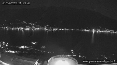 immagine della webcam nei dintorni di Pieve di Ledro: webcam Tremosine sul Garda