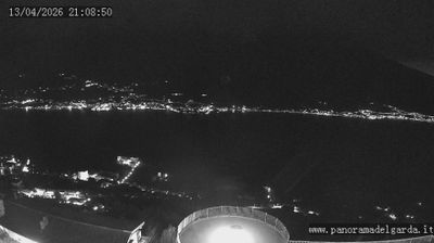 immagine della webcam nei dintorni di Riva del Garda: webcam Tremosine sul Garda