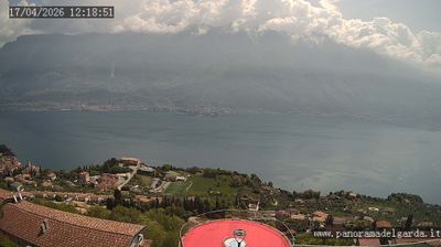 immagine della webcam nei dintorni di Riva del Garda: webcam Tremosine sul Garda