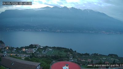 immagine della webcam nei dintorni di Riva del Garda: webcam Tremosine sul Garda