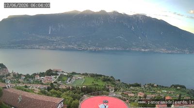 immagine della webcam nei dintorni di Pieve di Ledro: webcam Tremosine sul Garda