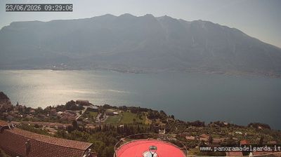 immagine della webcam nei dintorni di Caprino Veronese: webcam Tremosine sul Garda
