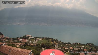 immagine della webcam nei dintorni di Caprino Veronese: webcam Tremosine sul Garda